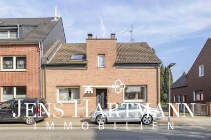 Haus Oberhausen Buschhausen - 7 Zimmer, 217 m&sup2;, 330.000&euro; | Angebot:25799175