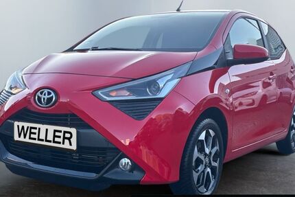Toyota Aygo (X) 19.000 km 11.690 &euro; Dortmund 44143