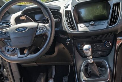 Ford Kuga 66.028 km 19.950 &euro; Reken 48734