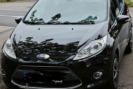 Ford Fiesta 92.000 km 4.499 &euro; Selm 59379