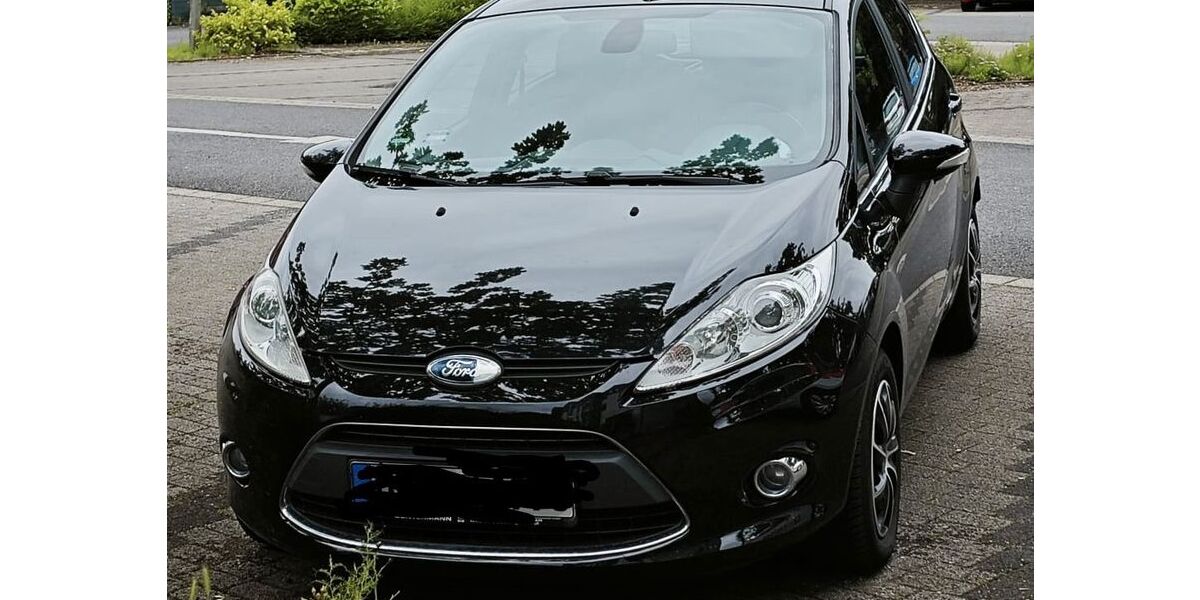 Ford Fiesta 92.000 km 4.499 &euro; Selm 59379