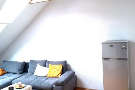 Helle, gemütliche Dachgeschosswohnung zimmer