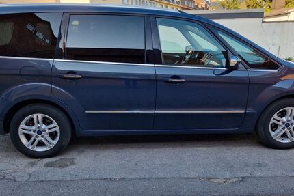 Ford Galaxy 179.000 km 10.399 &euro; Gelsenkirchen 45881