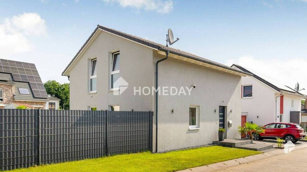 Exklusives Wohnen: Ihr Traumhaus mit Pool, Sauna und High-End-Ausstattung 4 zimmer