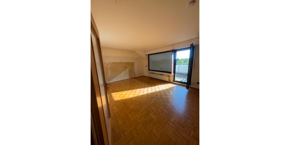 Dachgeschoßwohnung Dortmund Eving - 3 Zimmer, 85 m&sup2;, 980&euro; | Angebot:26374133