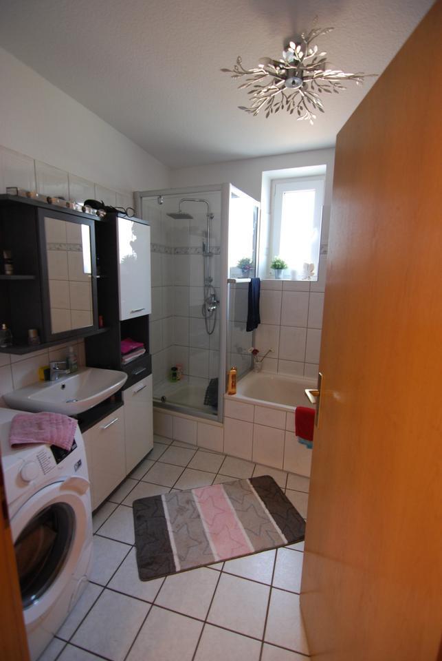 Zentrale 3,5 Zimmer Wohnung Dachgeschoss Fußbodenheizung zimmer