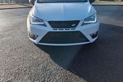 Seat Ibiza 83.000 km 11.390 &euro; Dortmund 44357