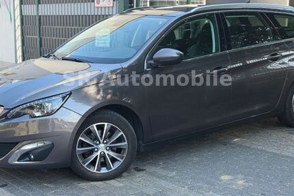 Peugeot 308 123.000 km 8.990 € Recklinghausen 45661