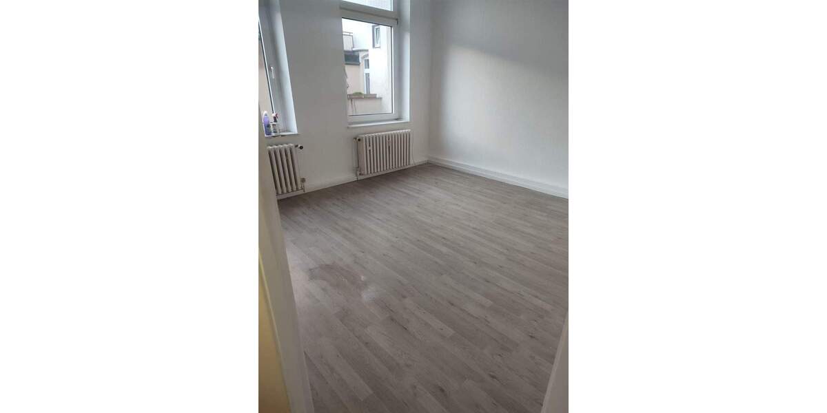 Etagenwohnung Oberhausen Altstadt-Mitte - 4 Zimmer, 85 m&sup2;, 510&euro; | Angebot:23419434