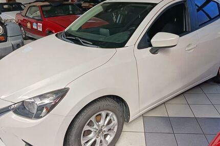 Mazda 2 114.000 km 7.590 &euro; Recklinghausen 45659