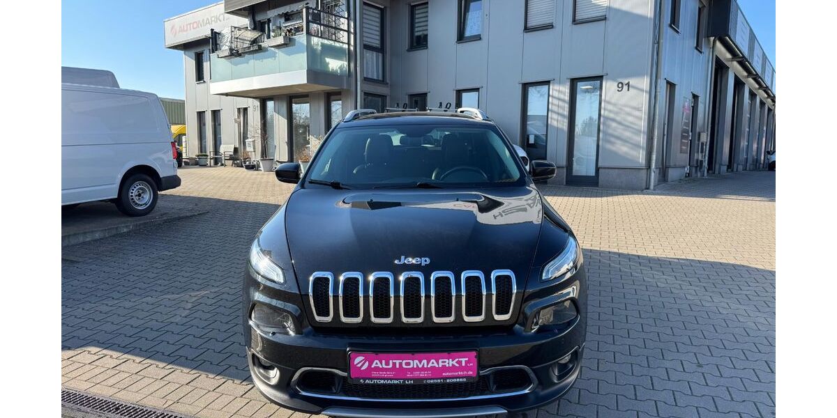 Jeep Cherokee 195.000 km 9.490 &euro; Lüdinghausen 59348