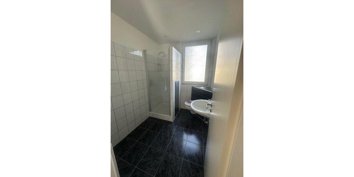 Etagenwohnung Mülheim an der Ruhr Rechtsruhr-Nord - 2 Zimmer, 70 m&sup2;, 590&euro; | Angebot:26329362