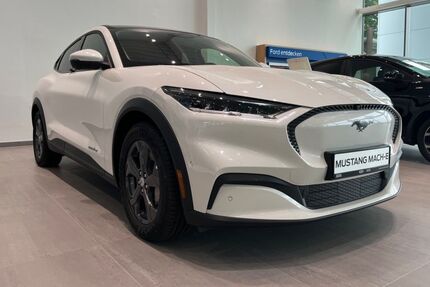 Ford Mustang Mach-E 29.900 km 31.890 &euro; Oberhausen (am CentrO) 46047