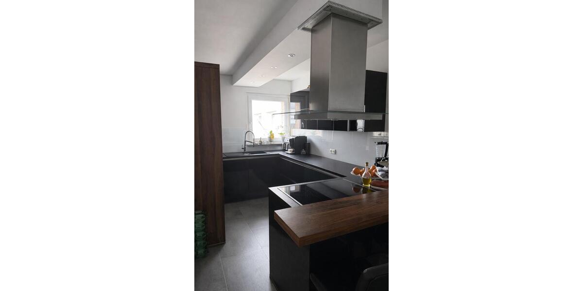 Etagenwohnung Gelsenkirchen Gelsenkirchen-Nord - 3.5 Zimmer, 76 m&sup2;, 150.000&euro; | Angebot:25282502