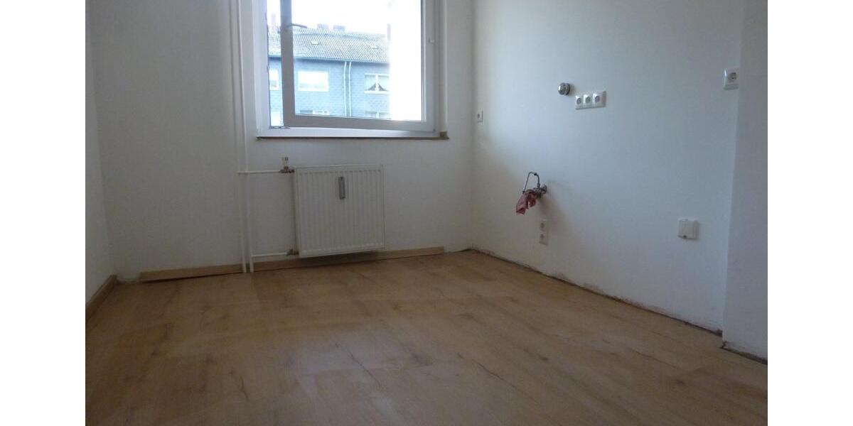 Renovierte 2.5 Zimmer Wohnung 2 zimmer