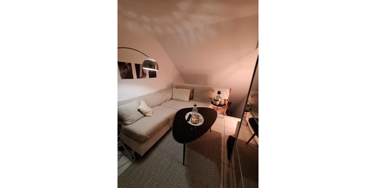 Dachgeschoßwohnung Witten Annen - 2 Zimmer, 34 m&sup2;, 385&euro; | Angebot:25349084