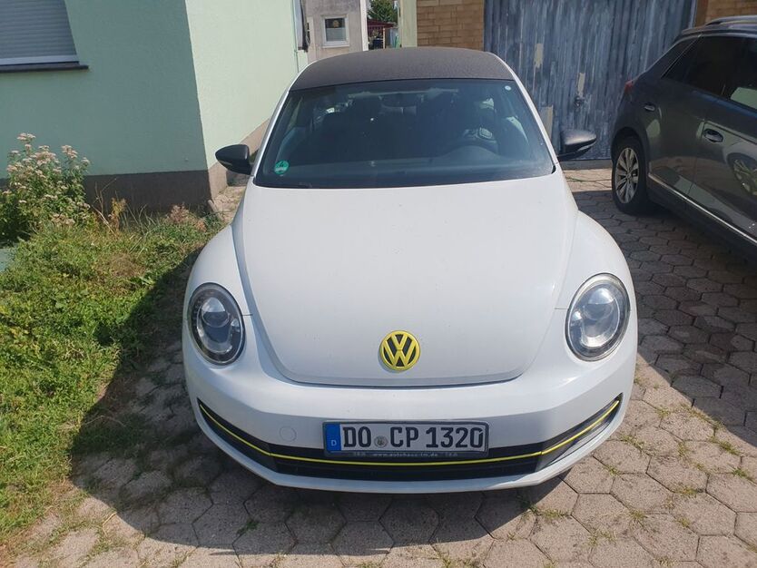 VW Beetle 77.000 km 13.500 € Dortmund 44369