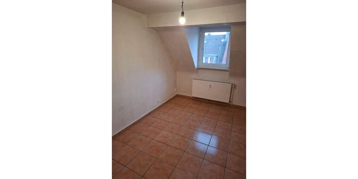 DG Wohnung sucht nette Miter 1 zimmer