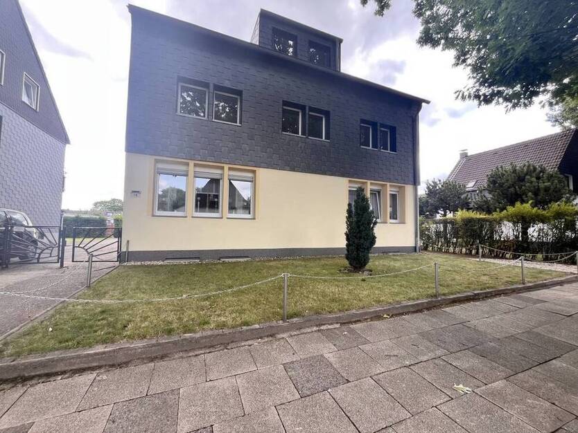 Helle 3-Zimmer-Wohnung mit Balkon in ruhiger Lage