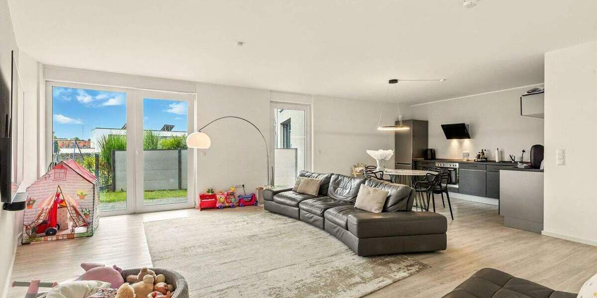 Ruheoase am PHOENIX-See: Hochwertige Erdgeschosswohnung mit Terrasse und Garten 2 zimmer