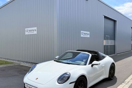Porsche 992 3.174 km 192.900 &euro; Dortmund 44143