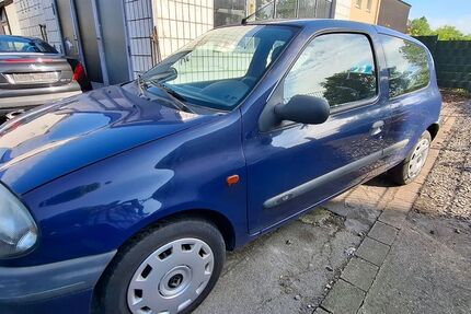 Renault Clio 84.350 km 1.500 &euro; Dortmund 44339