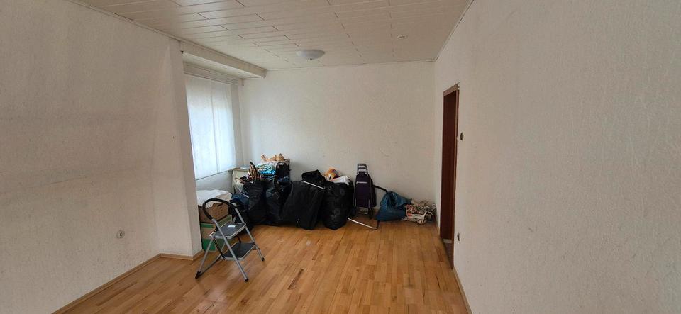 Doppelhaushälfte mit Potenzial in 45472 Mülheim zimmer