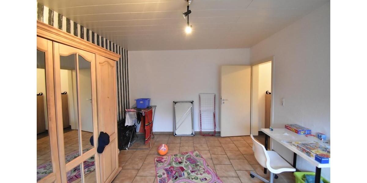 Etagenwohnung Oberhausen Alsfeld - 3 Zimmer, 104 m&sup2;, 1.045&euro; | Angebot:24212668