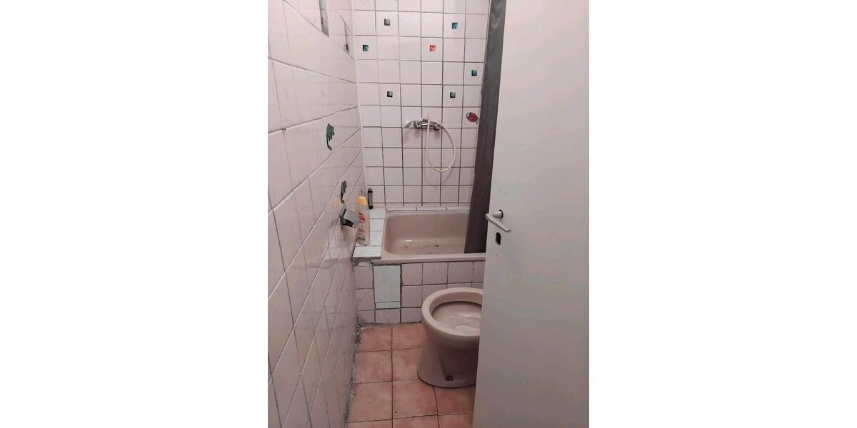 Dachgeschoßwohnung Bochum Bochum-Mitte - 2 Zimmer, 25 m&sup2;, 350&euro; | Angebot:26688530