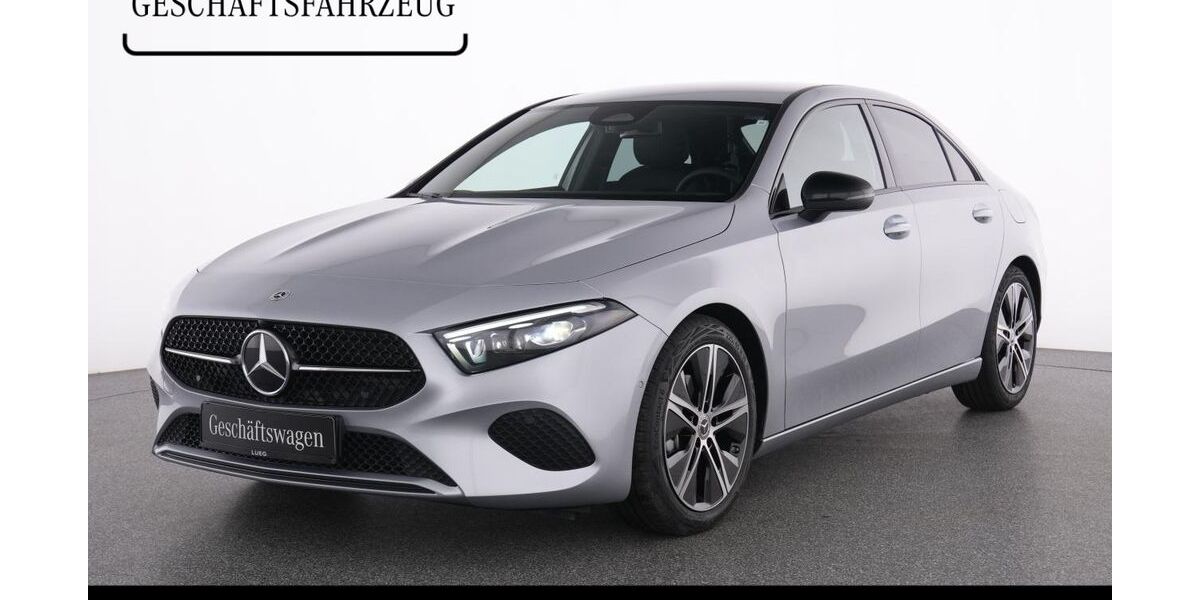 Mercedes-Benz A 180 4.985 km 33.320 &euro; Essen 45309