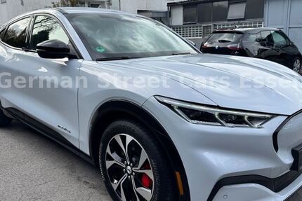 Ford Mustang Mach-E 60.000 km 24.950 &euro; Essen 45141