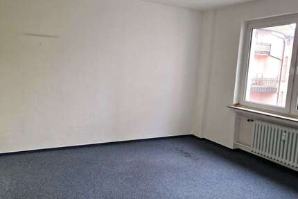 Büro in Oberhausen 500 € 82 m² - Gewerbeobjekt Oberhausen Schwarze Heide | Angebot:26904411