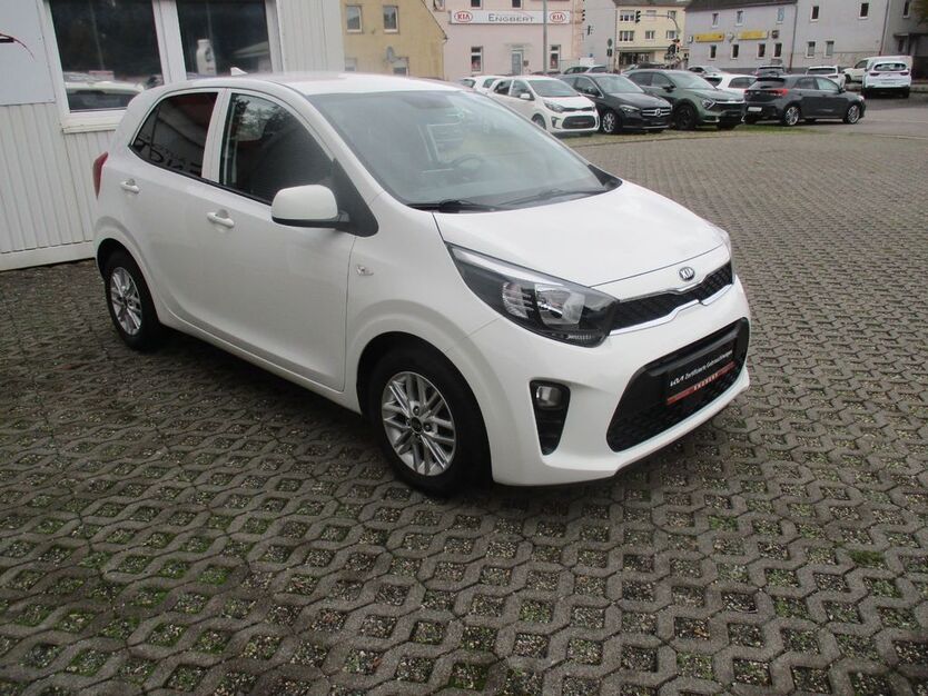 Kia Picanto 63.208 km 11.490 € Datteln 45711