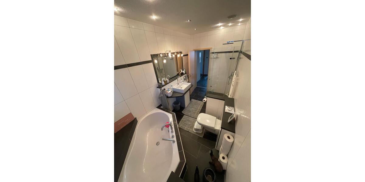 Erdgeschoßwohnung Oer-Erkenschwick Erkenschwick - 4 Zimmer, 136 m&sup2;, 345.000&euro; | Angebot:26058817