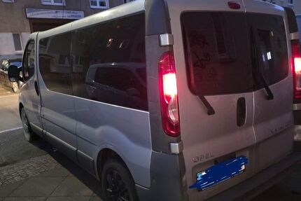 Opel Vivaro 345.195 km 5.800 &euro; Dortmund 44147