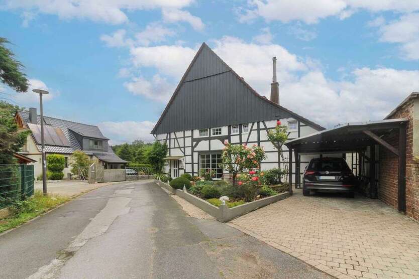 Haus zum Kaufen in Castrop-Rauxel 550.000 € 225.29 m²