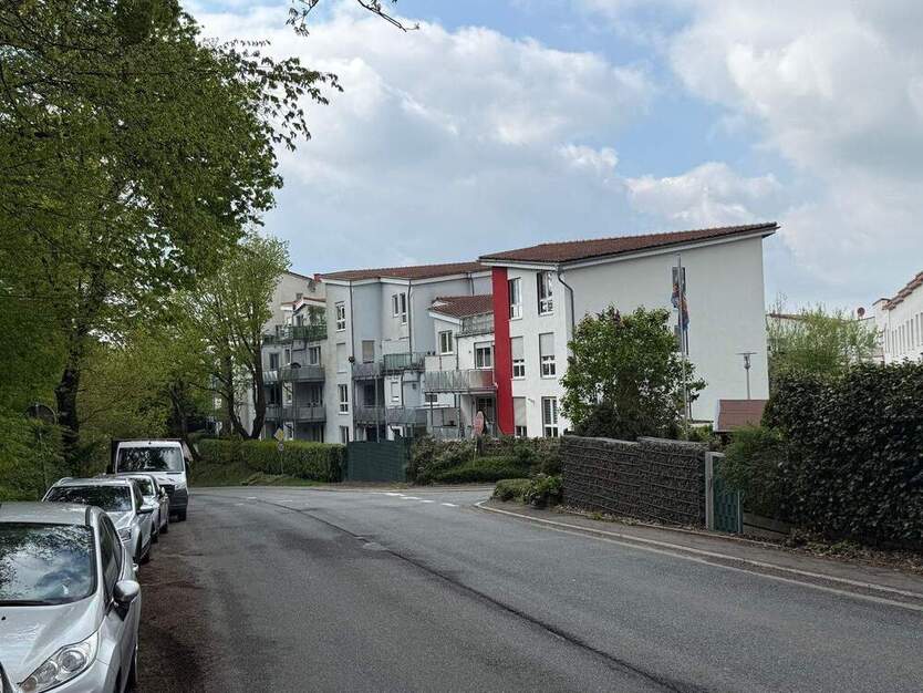 58456 WITTEN-HERBEDE-VORMHOLZ, AM WALDRAND GELEGEN, HELLE, MODERNE EIGENTUMSWOHNUNG MIT BALKON, AUFZUG, TIEFGARAGEN-STELLPLATZ, ZU VERKAUFEN ! 3 zimmer