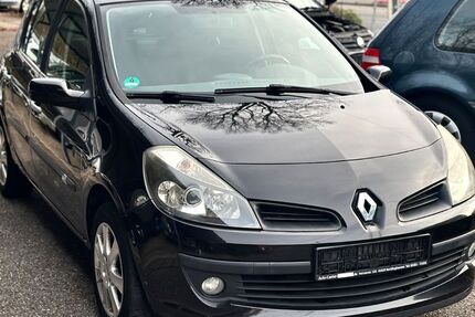 Renault Clio 187.000 km 1.990 &euro; Essen 45145