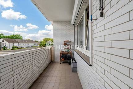 Gepflegte 3-Zimmer-Wohnung mit Südost-Loggia, Einbauküche und tollem Grundriss 3 zimmer