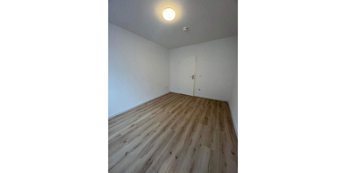 Etagenwohnung Witten Annen - 3 Zimmer, 85 m&sup2;, 890&euro; | Angebot:25341275