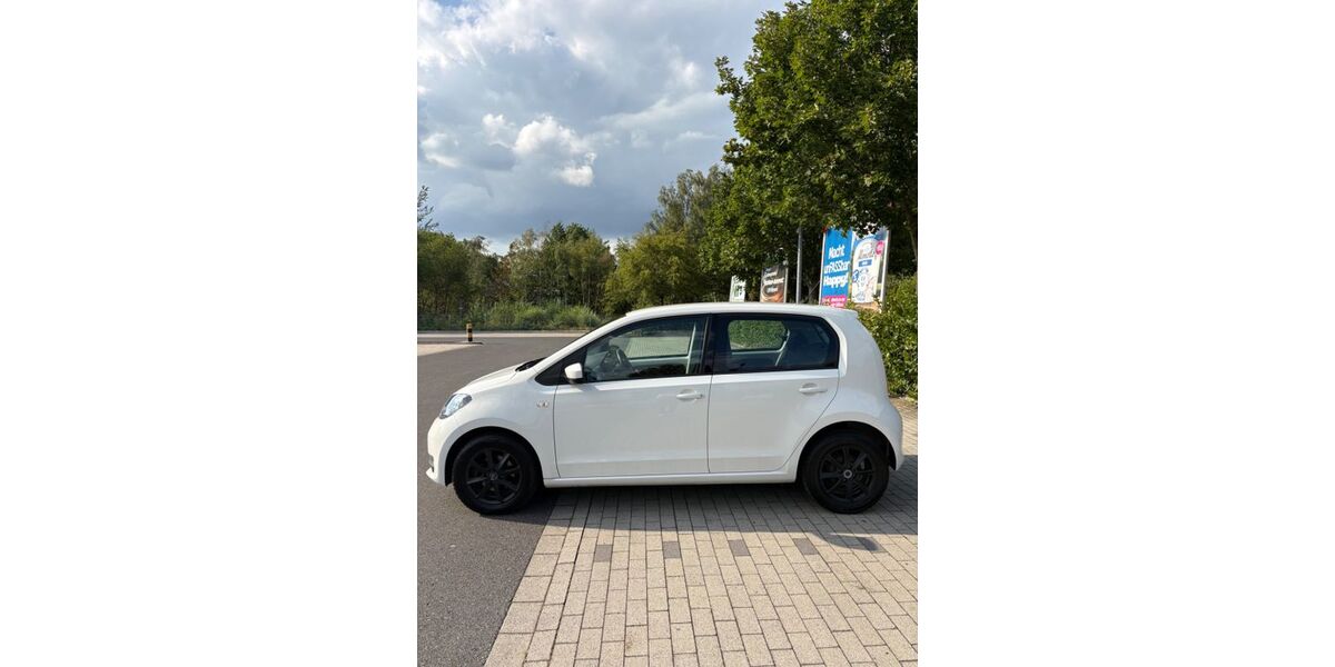 Skoda Citigo 121.515 km 8.700 &euro; Castrop-Rauxel 44575