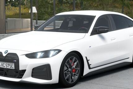 BMW i4 22.713 km 55.380 &euro; Mülheim 45472