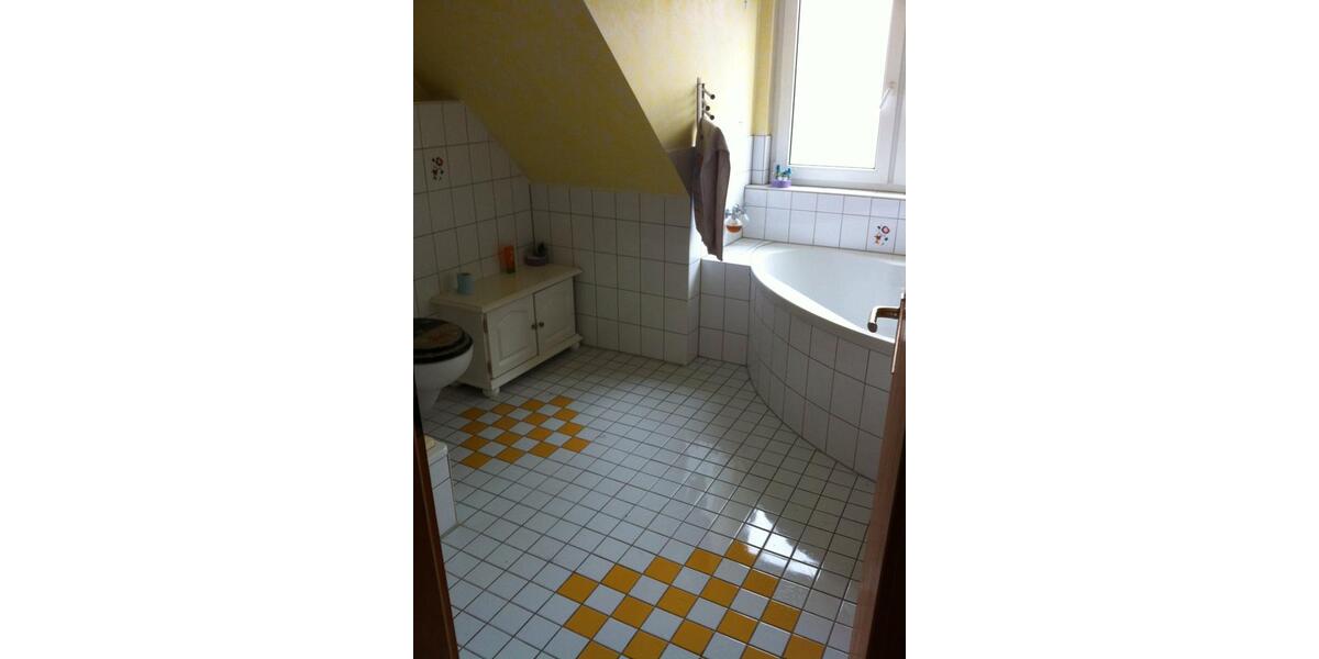 Mehrfamilienhaus, Wohnhaus Essen Stadtbezirk III - 15 Zimmer, 347 m&sup2;, 610.000&euro; | Angebot:26951707
