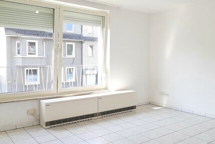 Kleine, renovierte Wohnung in Recklinghausen-Hochlar,