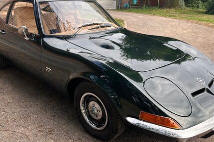 Opel GT 5.000 km 32.900 &euro; Dorsten 46286