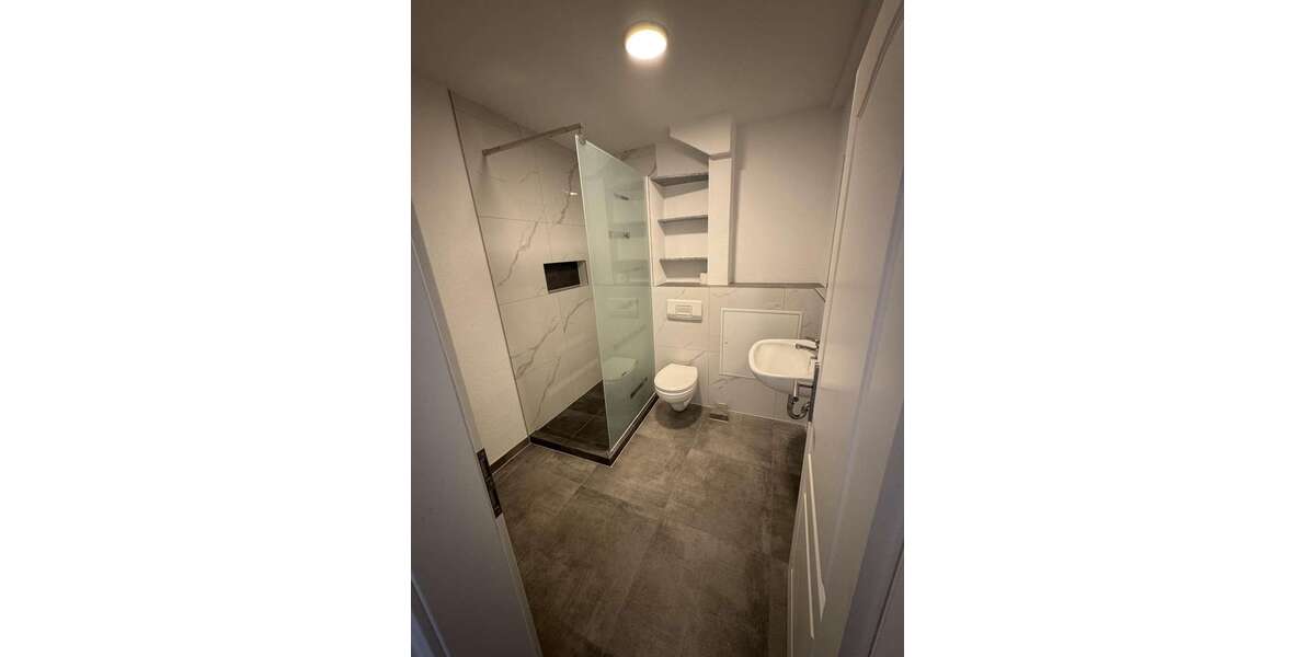 Etagenwohnung Essen Stadtkern - 2 Zimmer, 40 m&sup2;, 476&euro; | Angebot:27033190