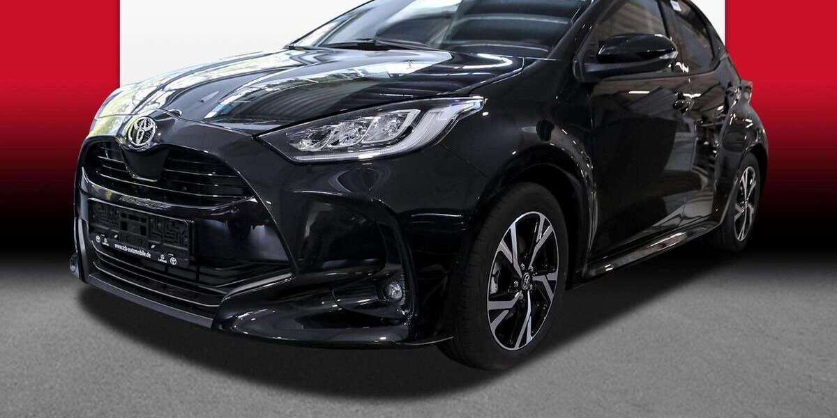 Toyota Yaris 2.010 km 27.989 &euro; Essen 45141