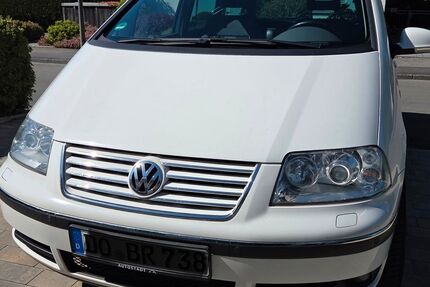 VW Sharan 299.943 km 3.900 &euro; Dortmund 44267