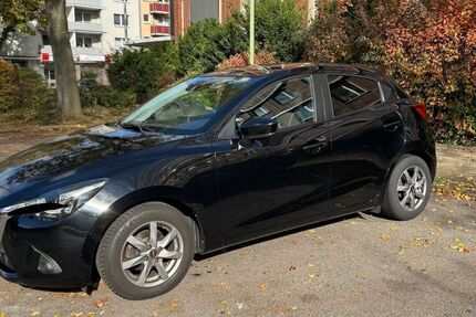 Mazda 2 81.700 km 11.800 € Essen 45138