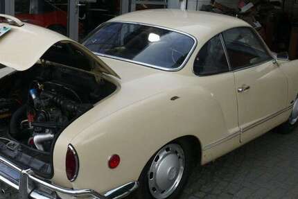 VW Karmann Ghia